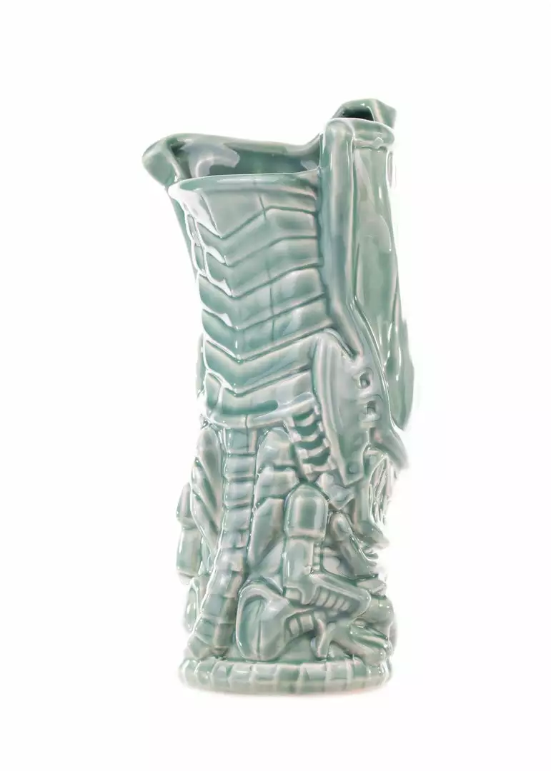 Mondo Tikis Alien Queen Tiki Mug (Acid Blood Variant) Mondo Tikis Alien Queen Tiki Mug (Acid Blood Variant)