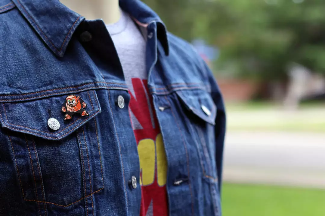 Mondo Mega Man Leaf Shield 3-Pin Set Mondo Mega Man Leaf Shield 3-Pin Set