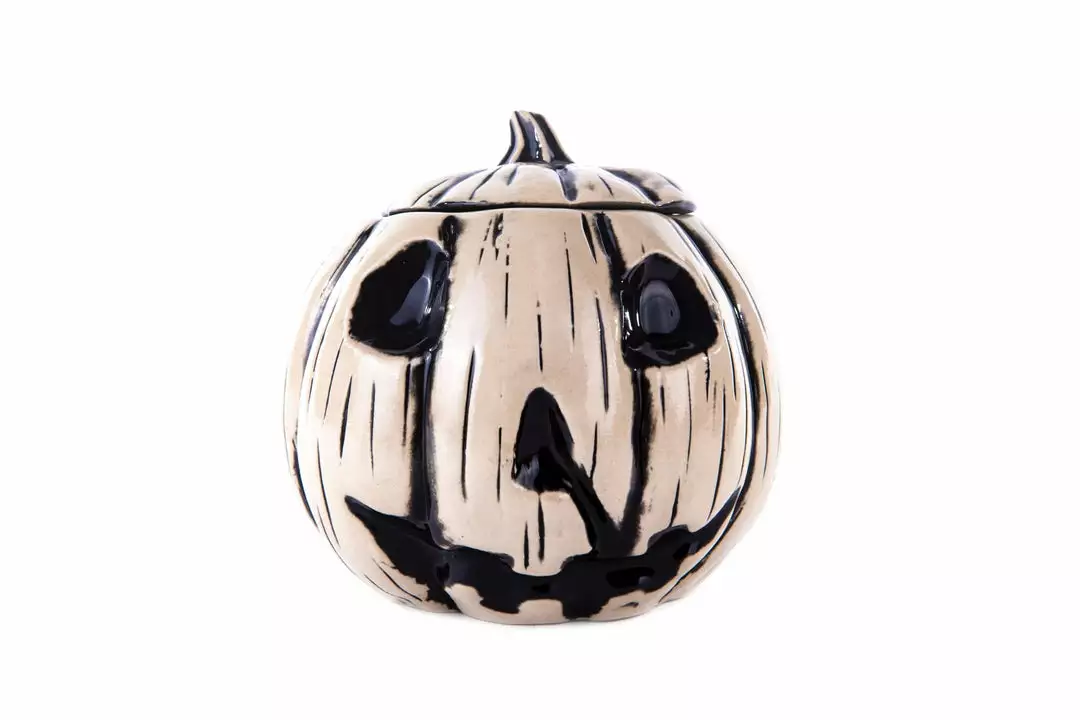 Mondo Halloween Tiki Mug (Beyond Fest Black) Tikis Mondo Halloween Tiki Mug (Beyond Fest Black) Tikis