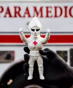 Mondo Jet Jaguar Soft Vinyl - Medic Variant Toys 3 Mondo Jet Jaguar Soft Vinyl - Medic Variant Toys