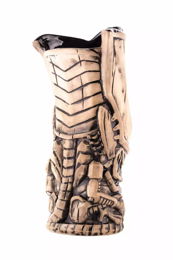 Mondo Tikis Alien Queen Tiki Mug (Xeno Bone Variant) Mondo Tikis Alien Queen Tiki Mug (Xeno Bone Variant)