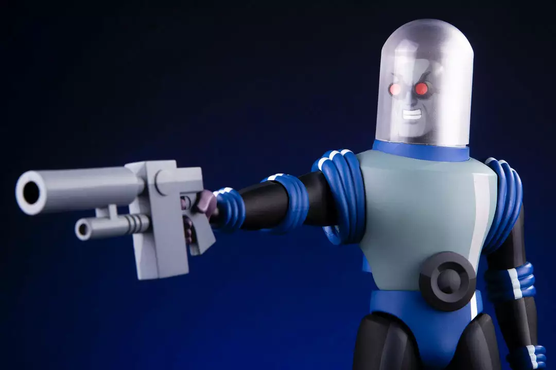 Mondo Toys Batman: The Animated Series - Mr. Freeze 1/6 Scale Figure Mondo Toys Batman: The Animated Series - Mr. Freeze 1/6 Scale Figure