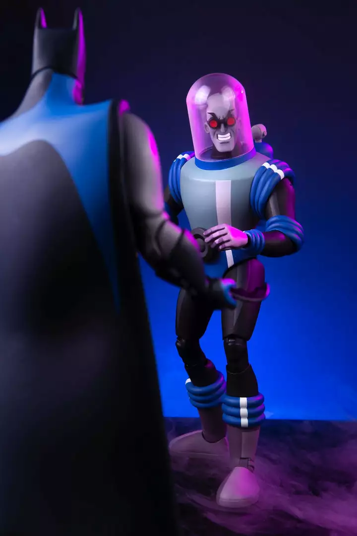 Mondo Toys Batman: The Animated Series - Mr. Freeze 1/6 Scale Figure Mondo Toys Batman: The Animated Series - Mr. Freeze 1/6 Scale Figure