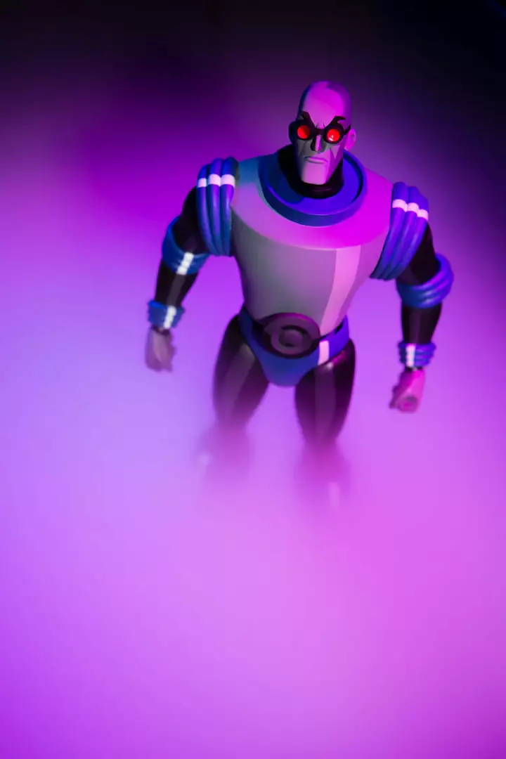 Mondo Toys Batman: The Animated Series - Mr. Freeze 1/6 Scale Figure Mondo Toys Batman: The Animated Series - Mr. Freeze 1/6 Scale Figure