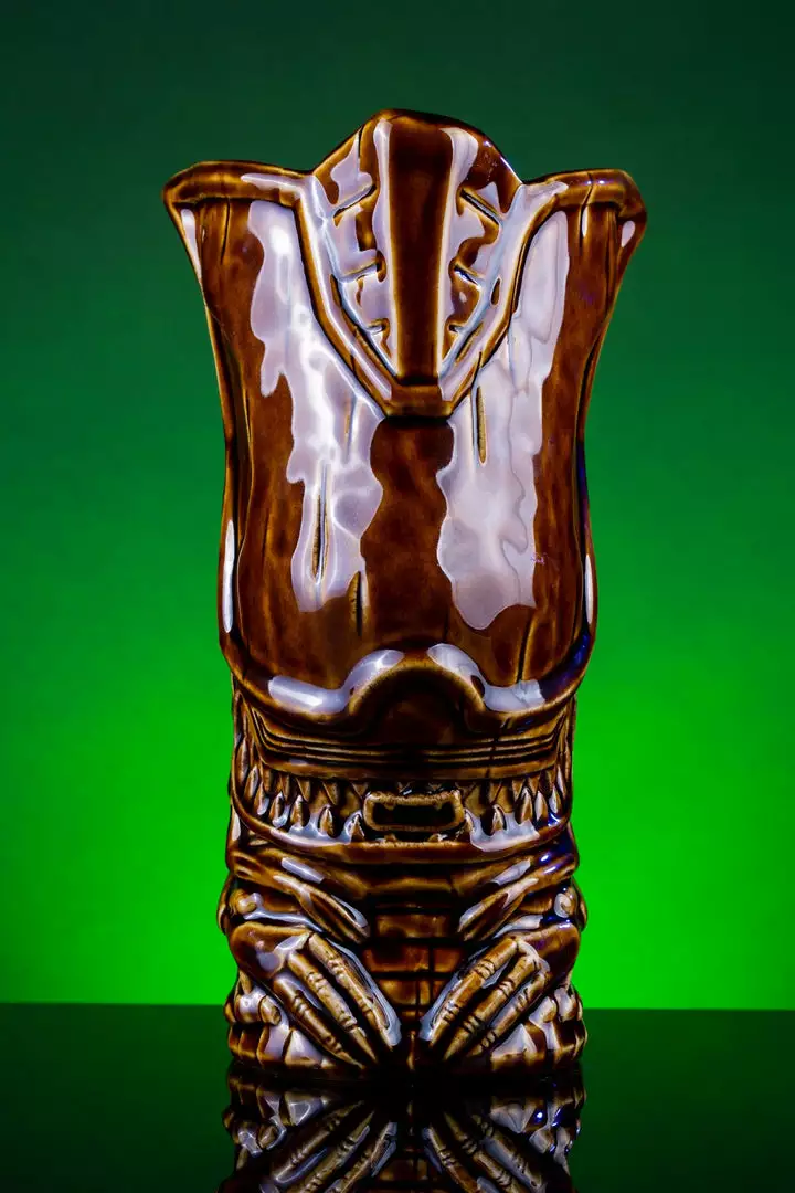 Mondo Tikis Alien Queen Tiki Mug (Alamo Variant) Mondo Tikis Alien Queen Tiki Mug (Alamo Variant)