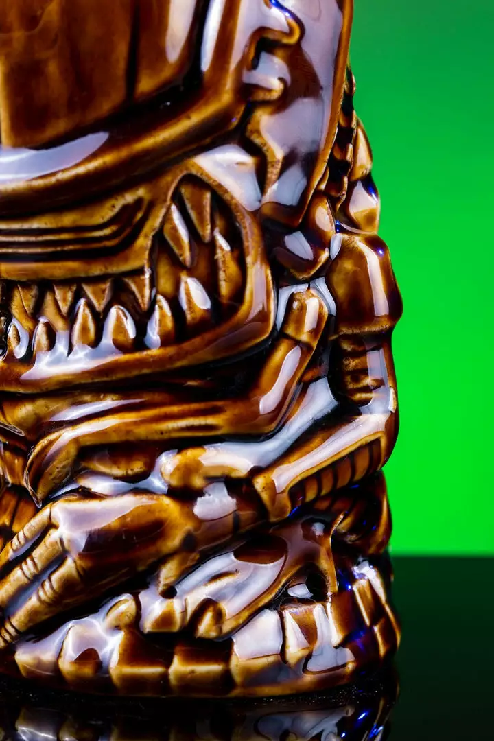 Mondo Tikis Alien Queen Tiki Mug (Alamo Variant) Mondo Tikis Alien Queen Tiki Mug (Alamo Variant)