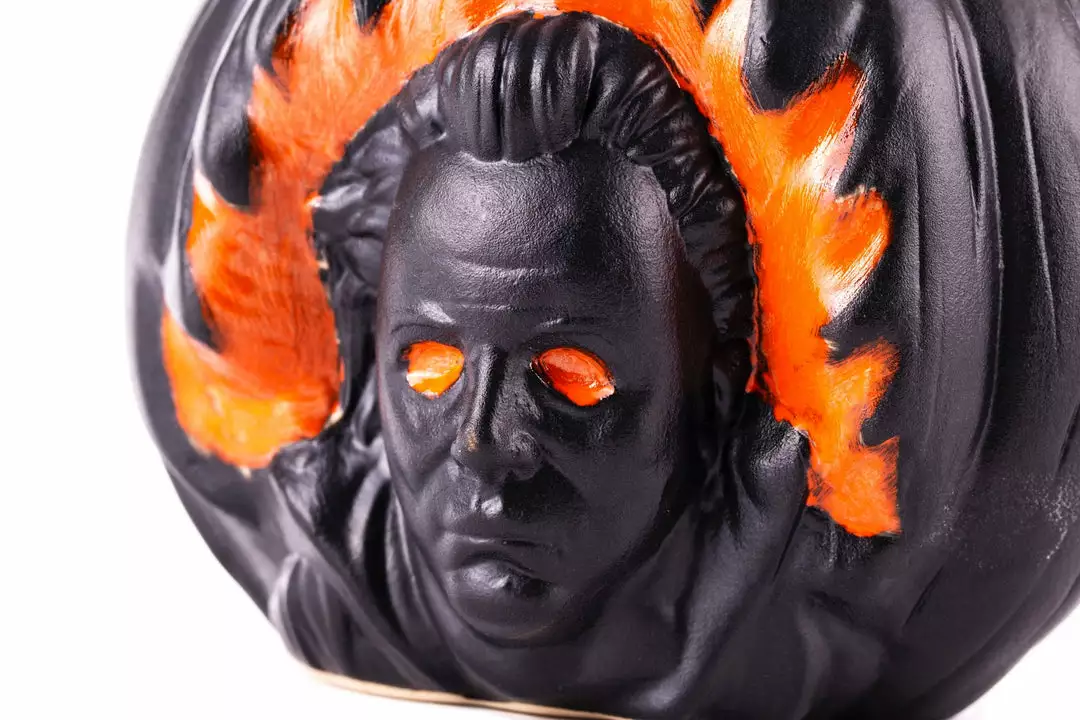 Mondo Halloween Tiki Mug (Devil's Eyes) Mondo Halloween Tiki Mug (Devil's Eyes)