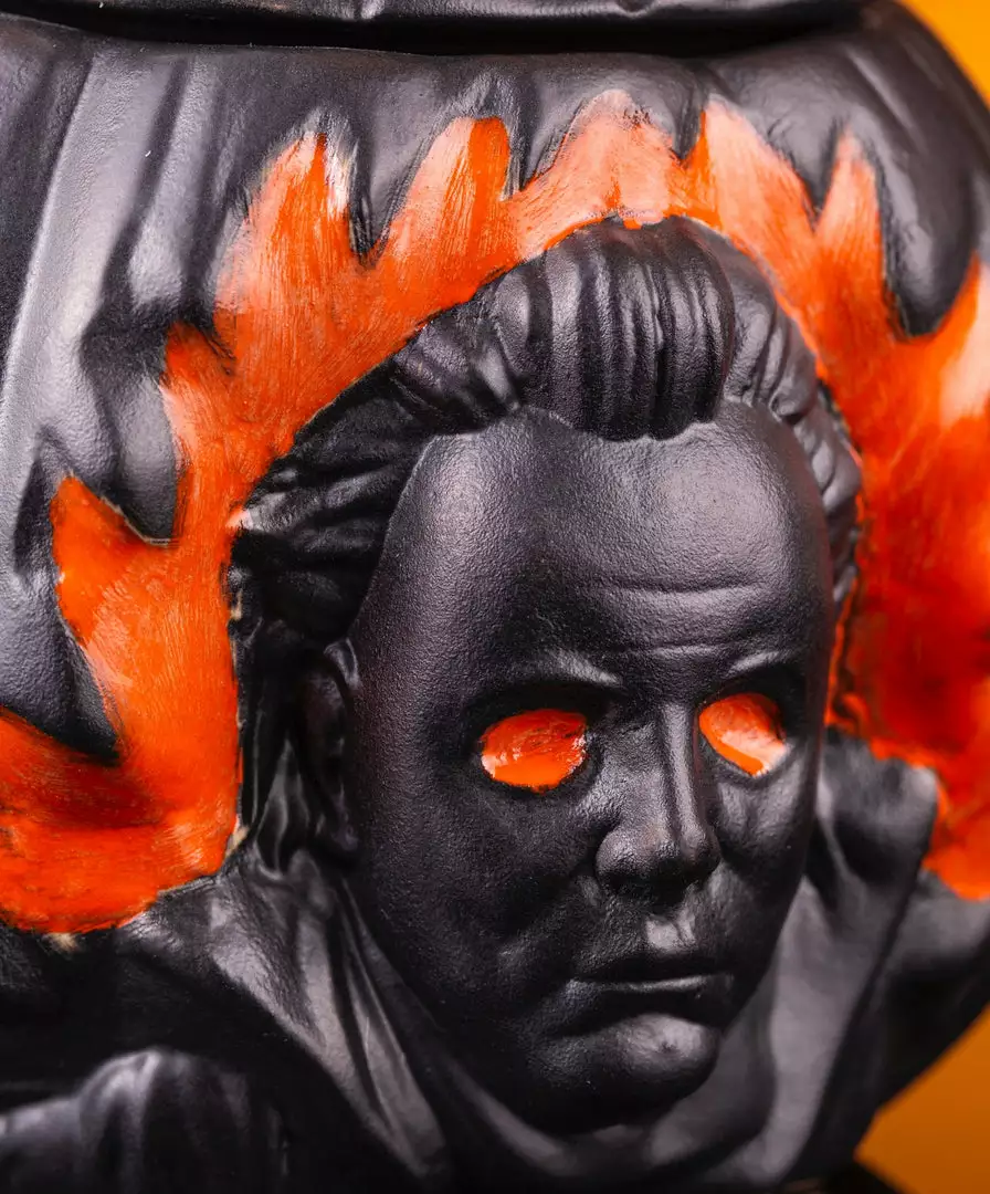 Mondo Halloween Tiki Mug (Devil's Eyes) Mondo Halloween Tiki Mug (Devil's Eyes)