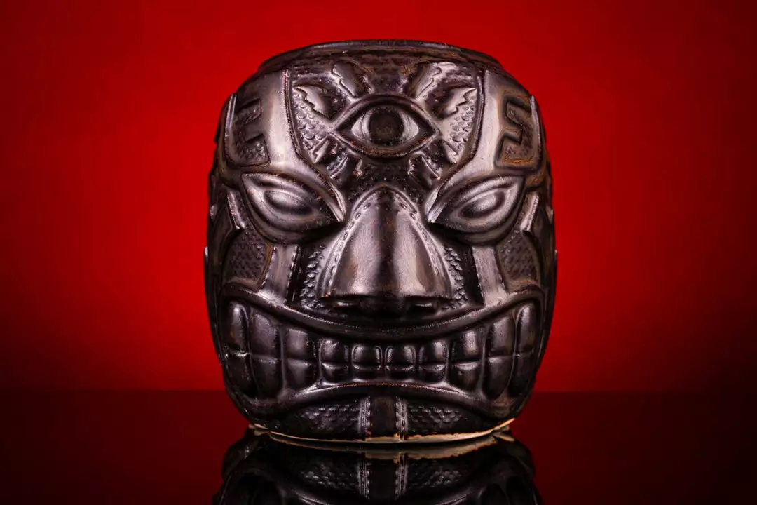 Mike Bonanno Tikis El Ojo Fantastico Tiki Mug - Reclusa Parda Variant Mike Bonanno Tikis El Ojo Fantastico Tiki Mug - Reclusa Parda Variant