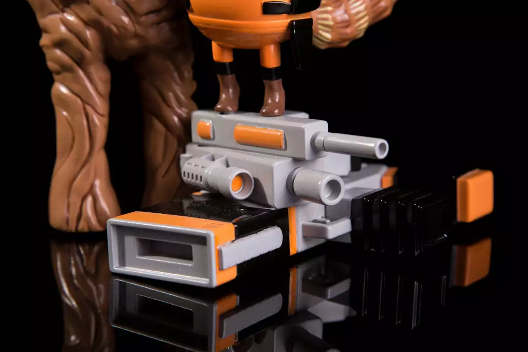 Mike Mitchell Rocket & Groot: Treehugger Vinyl Figure Exclusive Toys Mike Mitchell Rocket & Groot: Treehugger Vinyl Figure Exclusive Toys