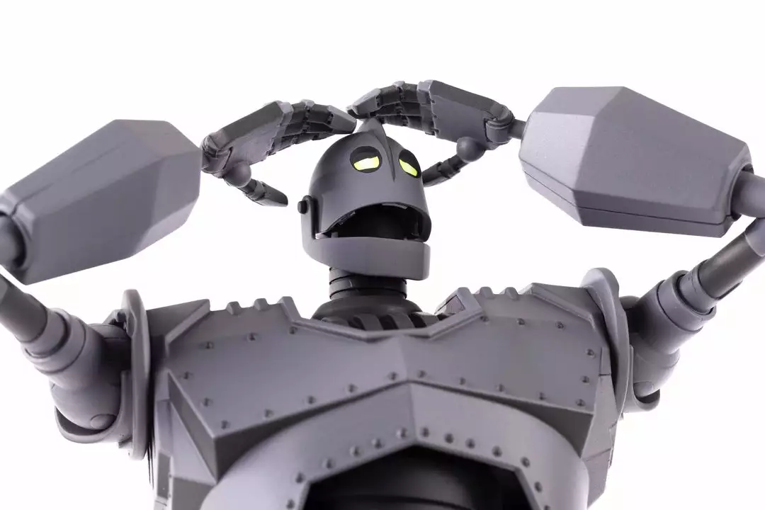 Toys Iron Giant MONDO MECHA Figure Exclusive Toys Iron Giant MONDO MECHA Figure Exclusive