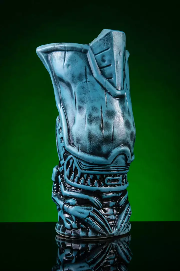 Mondo Alien Queen Tiki Mug (Airlock Variant) Mondo Alien Queen Tiki Mug (Airlock Variant)