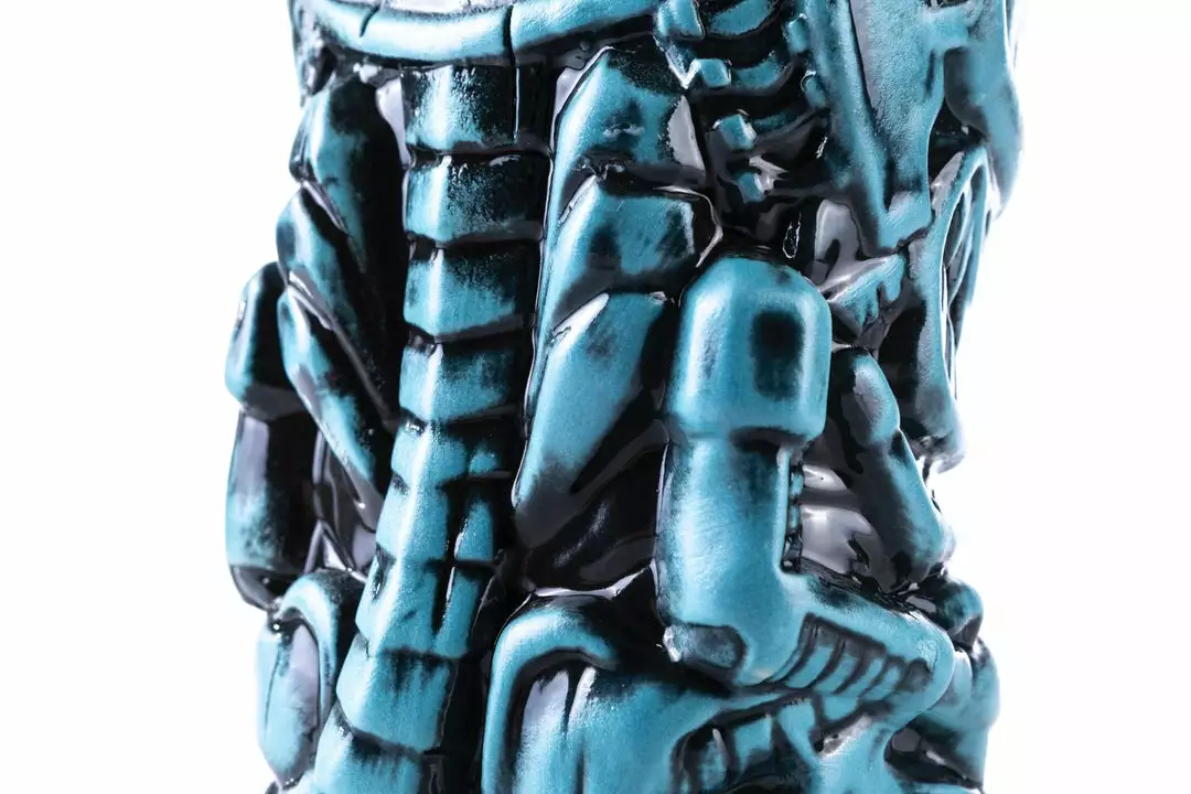 Mondo Alien Queen Tiki Mug (Airlock Variant) Mondo Alien Queen Tiki Mug (Airlock Variant)