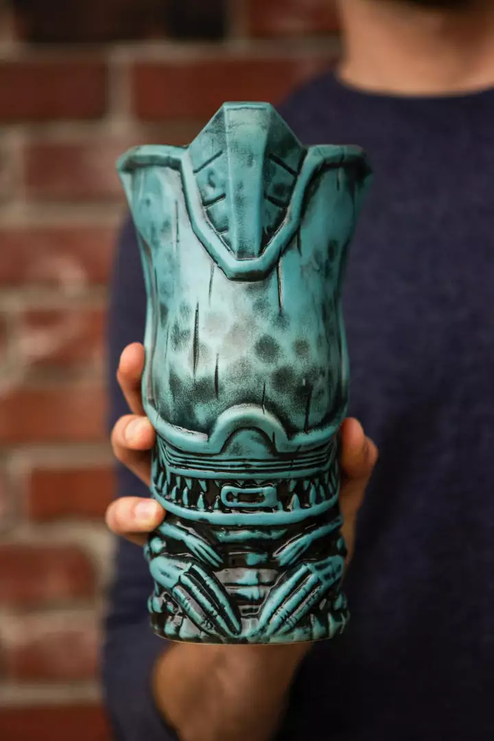 Mondo Alien Queen Tiki Mug (Airlock Variant) Mondo Alien Queen Tiki Mug (Airlock Variant)